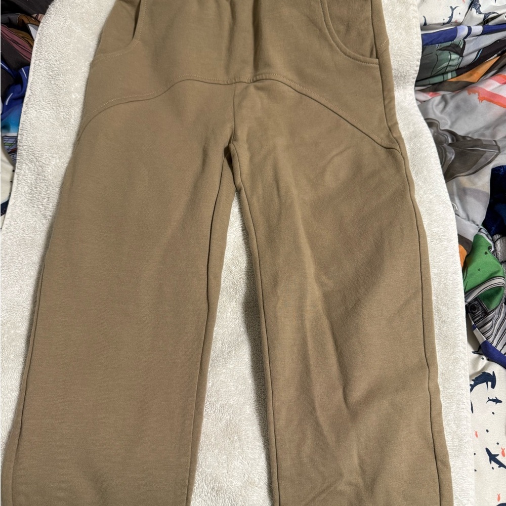 Tan Casual sweat jogger  Pants. Miles the label size 7-8y boys.